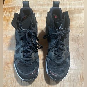 Mens Air Jordan RJ XXXVII - black/multi - US size 10.5 - great condition